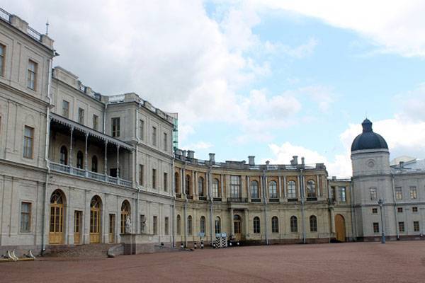 На реставрацию Гатчинской дворца потратят почти 300 млн рублей