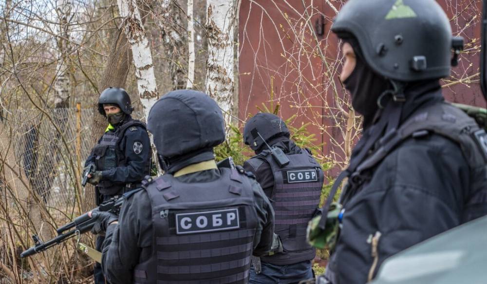 В Екатеринбурге бойцы СОБРа застрелили мужчину из-за четырех рулонов обоев