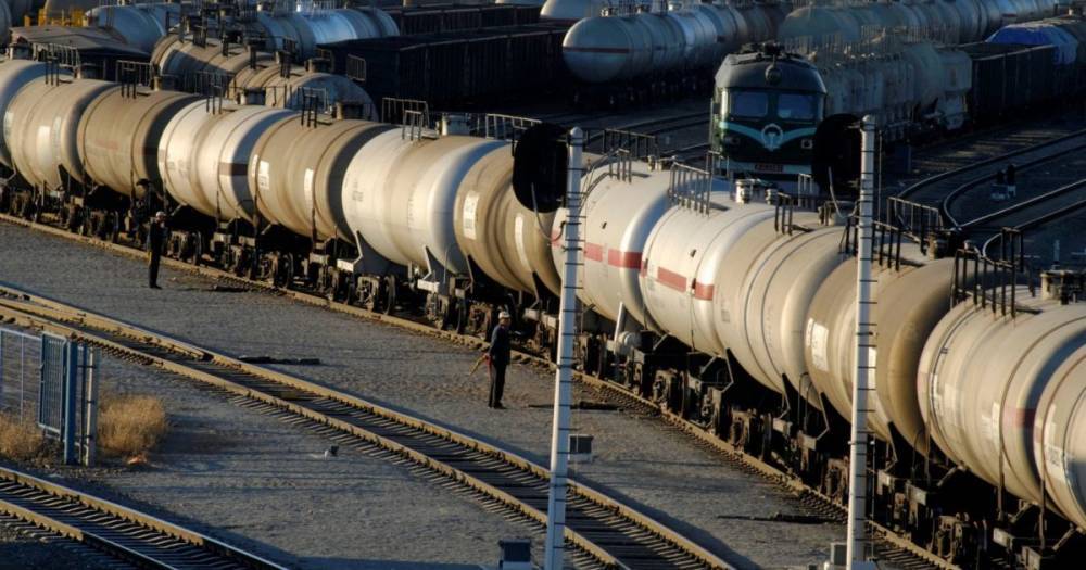 Россия значительно повысила пошлину на экспорт нефти