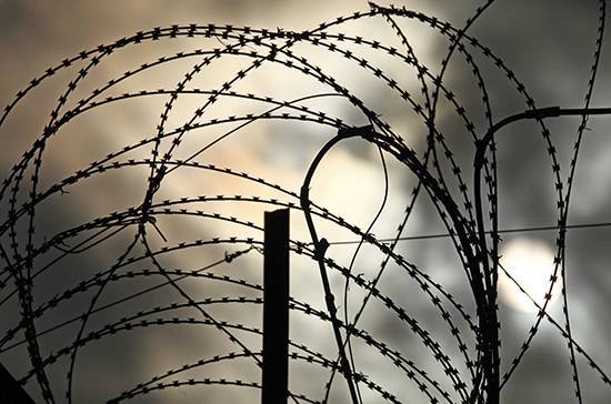 Федеральные тюрьмы в США закрыли из-за беспорядков впервые за 25 лет