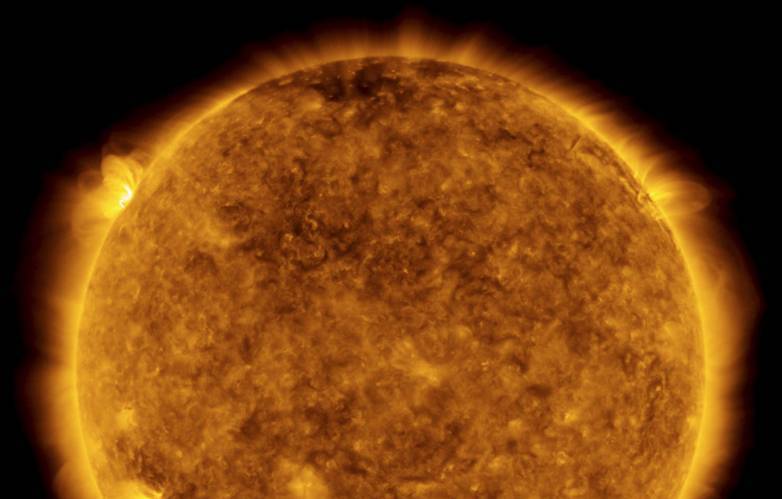 Крупнейшая вспышка на Солнце с 2017 года: магнитные полюса звезды могли поменяться местами
