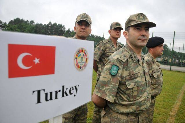 Глава ФСВТС сообщил, что Турция заказала у России оружия на $1 млрд