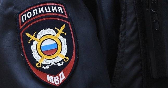 В Москве мигранты в образе полицейских обокрали водителя