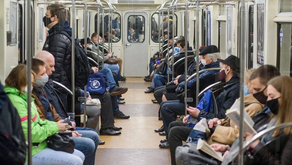 Метрополитен Петербурга сообщил о резком росте числа пассажиров