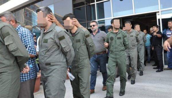 Дело FETÖ: в Турции прошли массовые аресты военных
