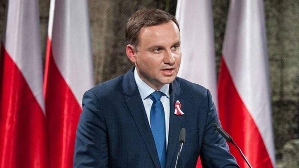 В Польше социологи назвали фаворитов президентской гонки
