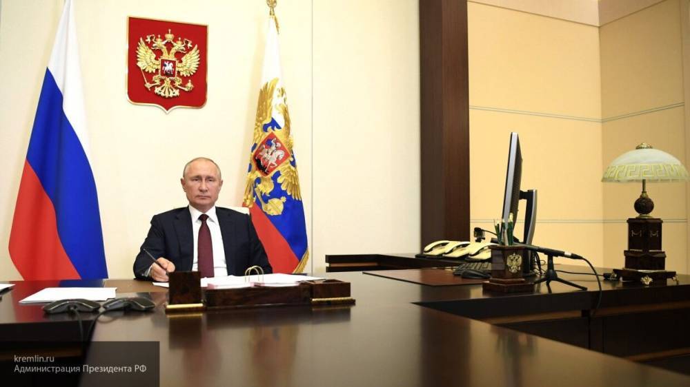 Путин заявил о необходимости приступить к восстановлению экономики с начала июля