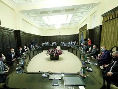 Премьер-министр Армении: Правительство идет по пути ужесточения контроля