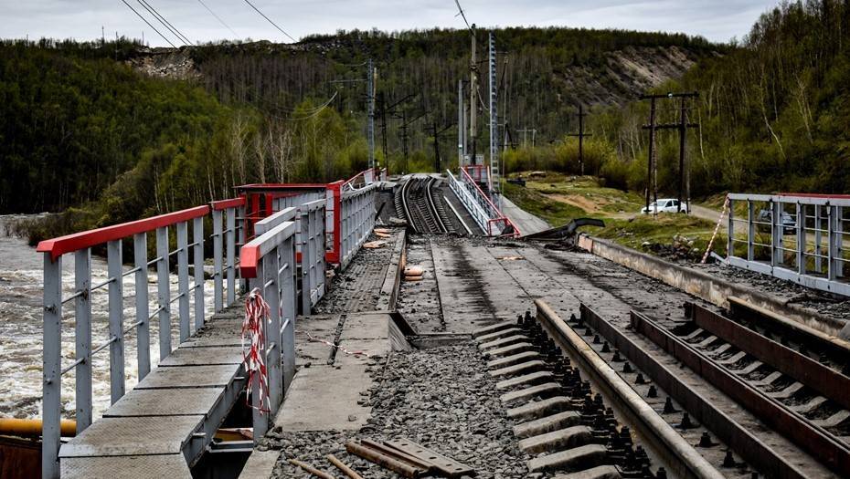 Парализованный железнодорожный путь в Мурманск спасёт новая стройка