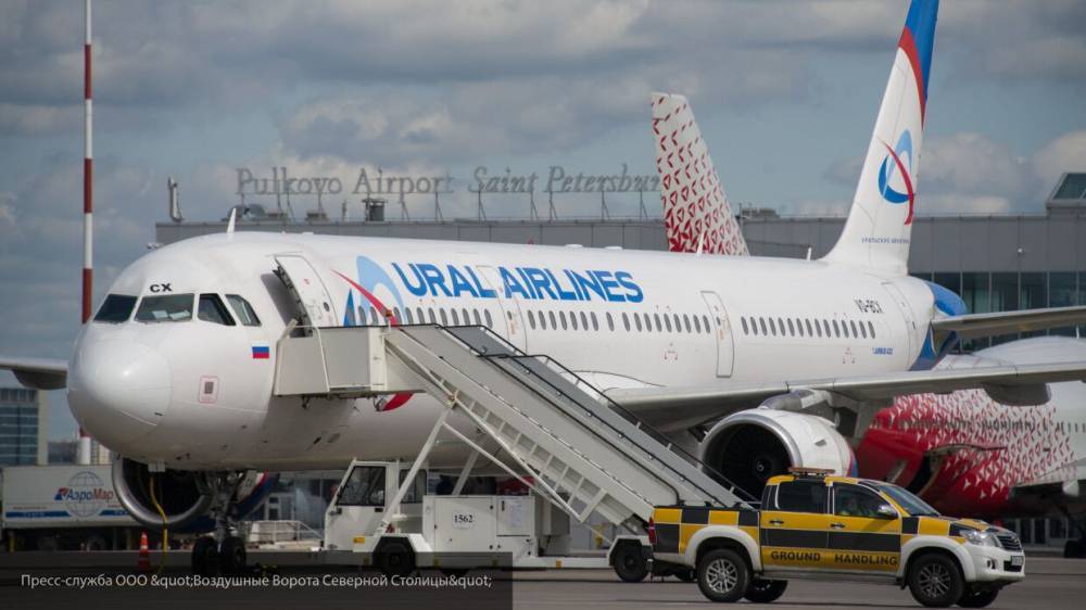 Глава "Уральских авиалиний" назвал период возобновления международных перелетов