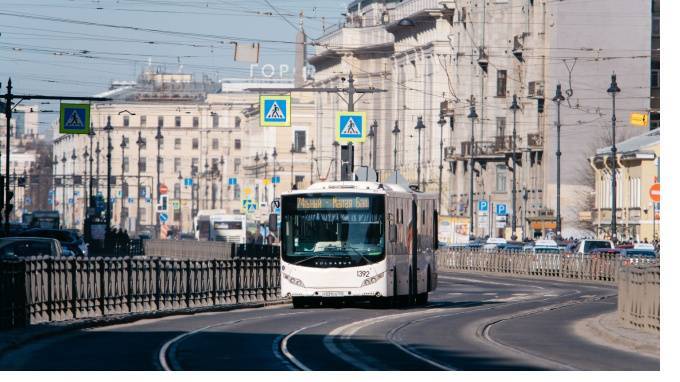В июле власти Петербурга планируют сократить 39 автобусных маршрутов