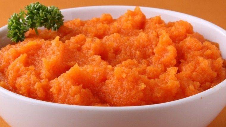 Видео: Как быстро и вкусно приготовить морковное пюре