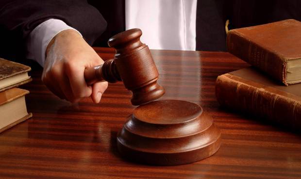Высшая квалификационная коллегия судей разрешила СКР возбудить дела против шести судей