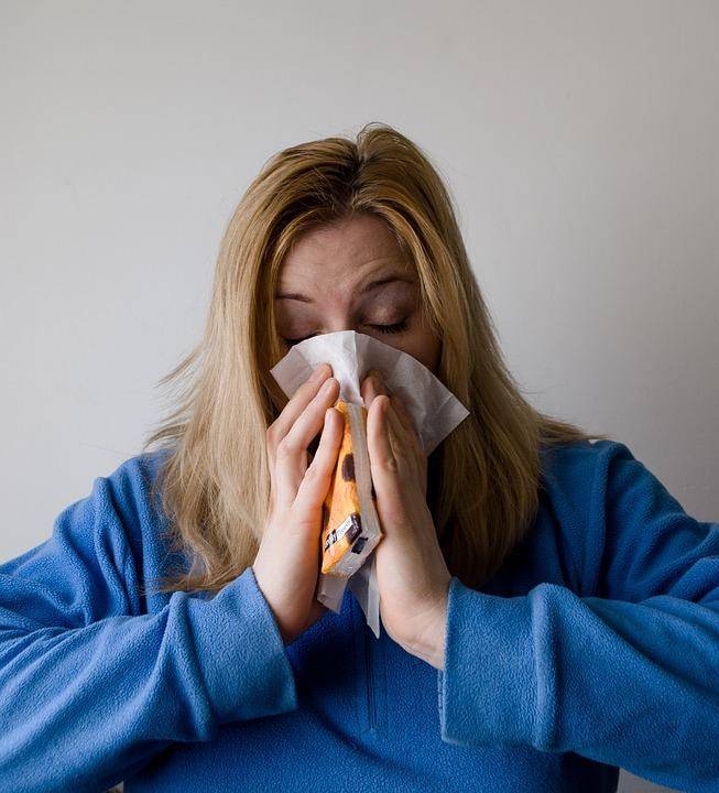 Врач Владимир Болибок назвал отличия симптомов сезонной аллергии от коронавируса