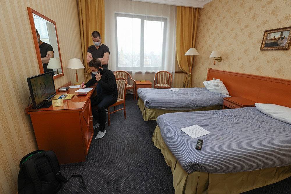 Все московские врачи, а не только работающие с коронавирусом, смогут бесплатно проживать в отелях