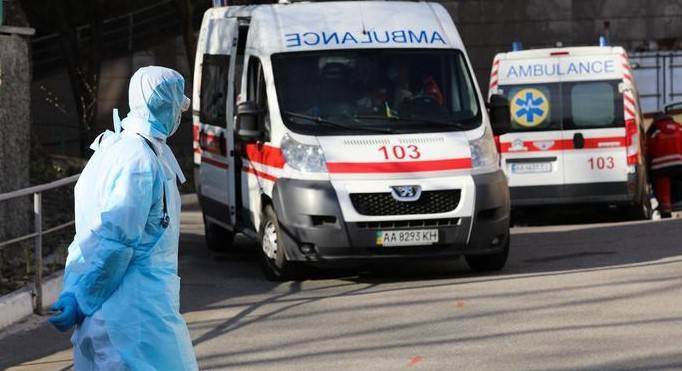 В Харькове 10 сотрудников лабораторного центра заразились коронавирусом
