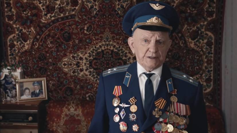 Внук снявшегося в ролике о Конституции ветерана прокомментировал слова Навального