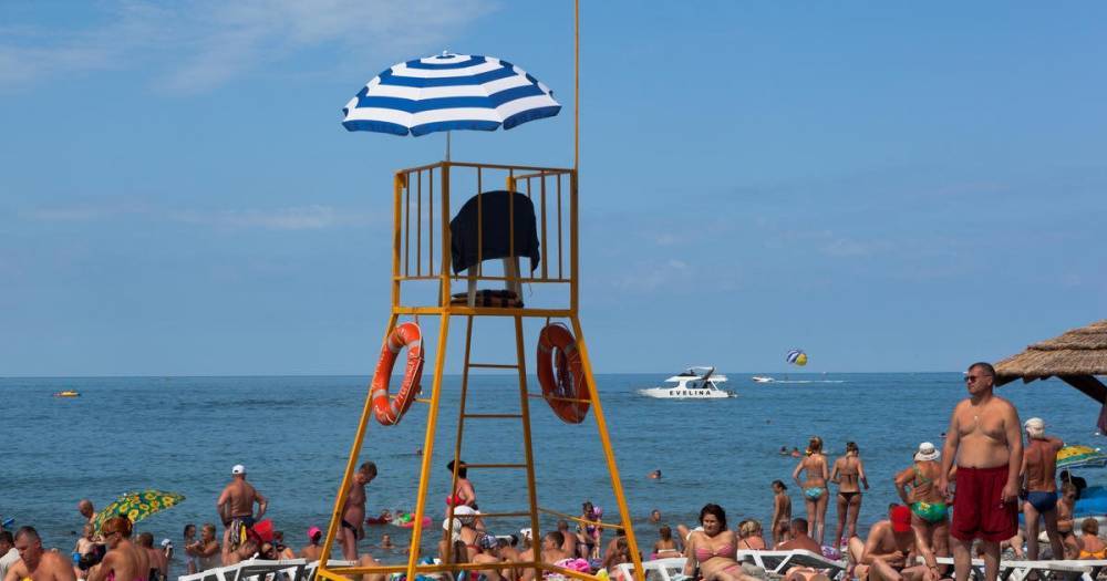 Украинцев попросили не купаться в Черном море