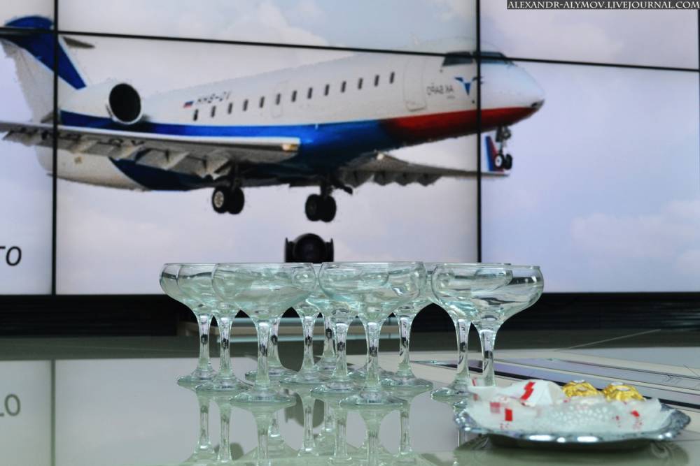 Рейс «Астрахань-Москва» задержали из-за пьяного пассажира