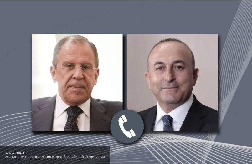 Главы МИД РФ и Турции по телефону обсудили конфликт в Ливии