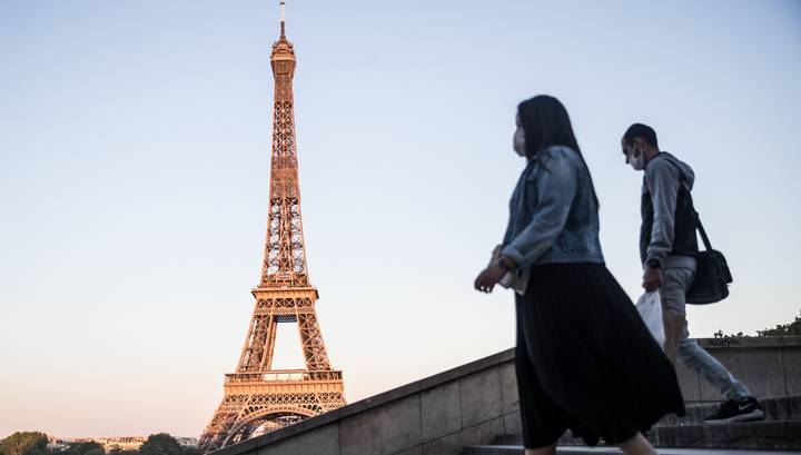 "Позвольте нам дышать": Париж протестует против насилия и расизма