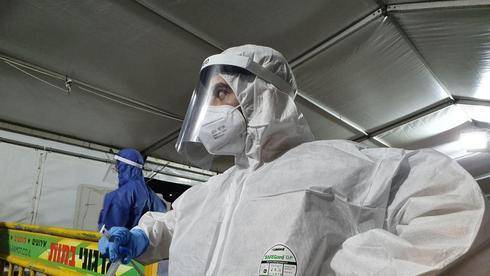 "Израильтян пытаются запугать": эпидемиолог опровергает прогноз о второй волне коронавируса