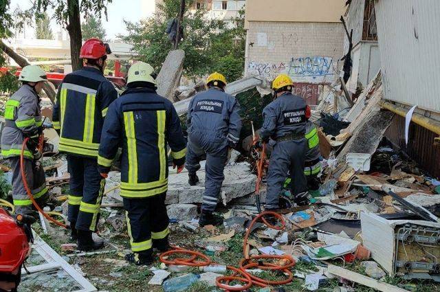 В Киеве при взрыве газа в жилом доме погиб человек
