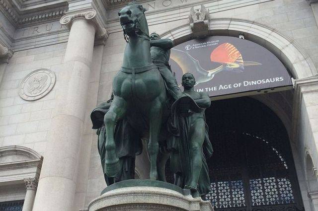 СМИ узнали о решении властей Нью-Йорка демонтировать памятник Рузвельту