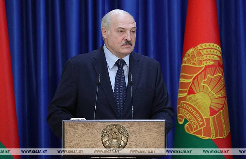 Лукашенко о мерах в отношении COVID-19: если бы остановились, мы бы никогда не восстановили нашу экономику