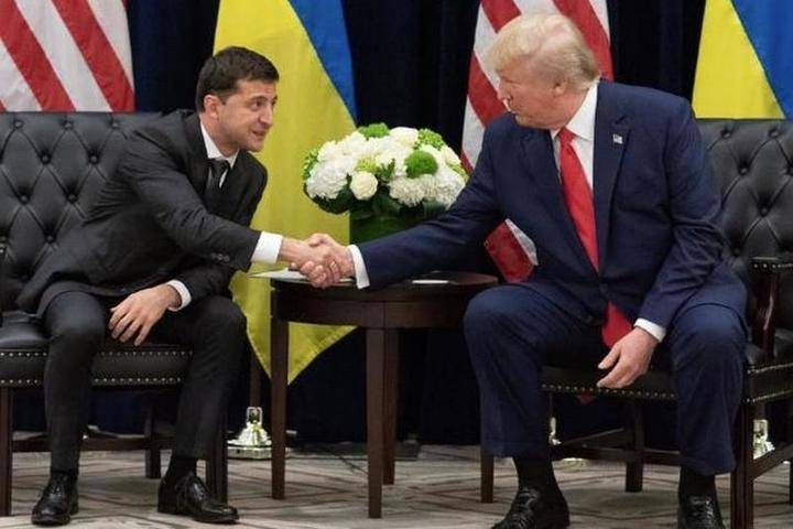 Болтон: Трамп пытался использовать украинские власти в своих целях