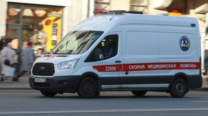 Избиение мужчины в Петербурге попало на камеры видеонаблюдения