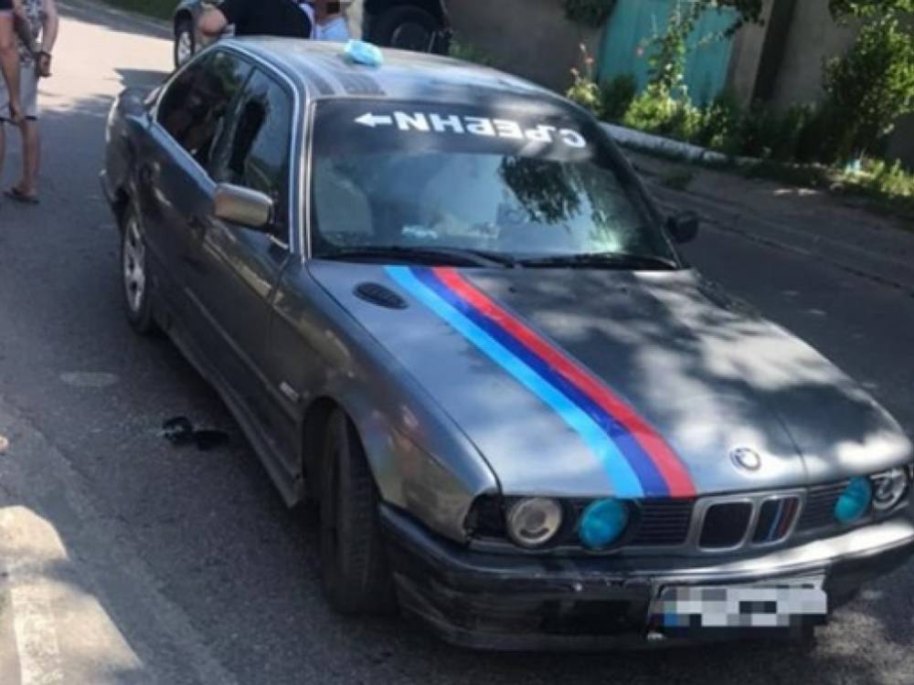 Пьяный водитель BMW сбил копа в Одессе