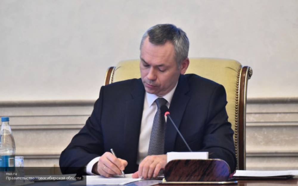 Губернатор Новосибирска отдал свой голос по поправкам в Конституцию РФ