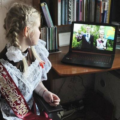 Сегодня в стране в онлайн-формате пройдут общероссийские выпускные