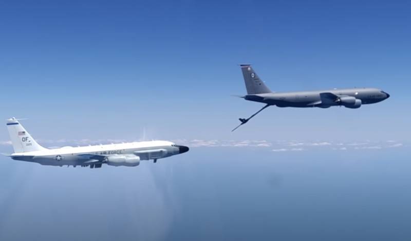 Минобороны опубликовало видео перехвата американских самолетов на Черным морем