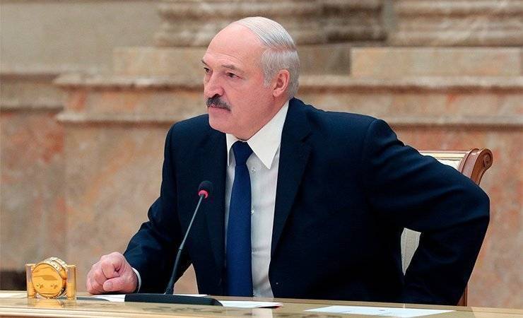 Лукашенко уверен, что в Беларуси не может быть революций
