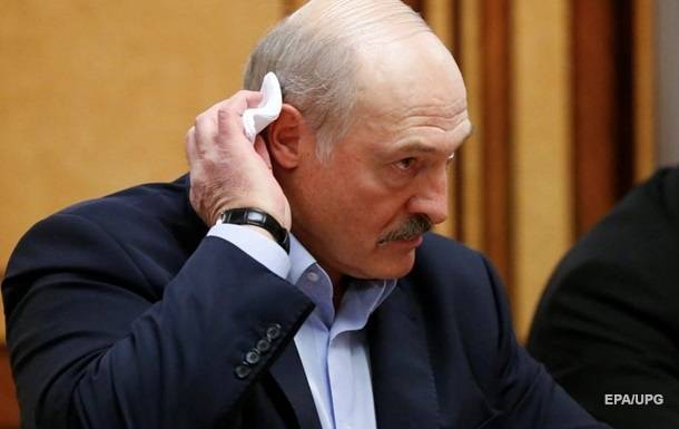 Лукашенко решил, что ему нельзя покидать Беларусь