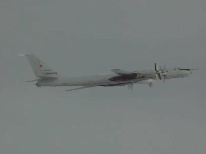 Американские истребители в десятый раз с начала года перехватили российские самолеты возле Аляски