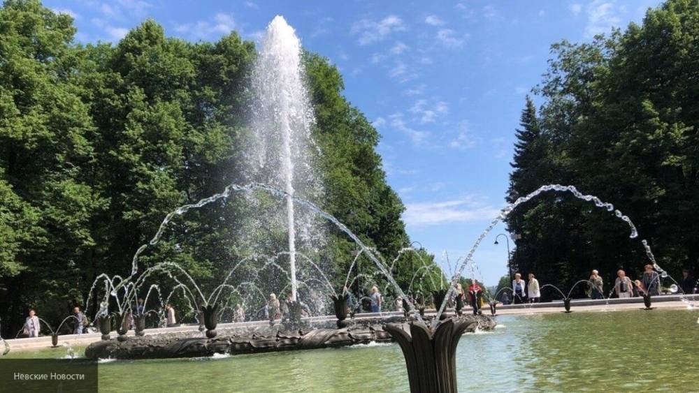 Беглов открыл фонтан "Слава" после долгой реставрации