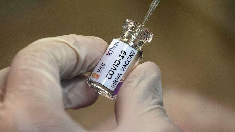 Китайским военным введут вакцину от коронавируса