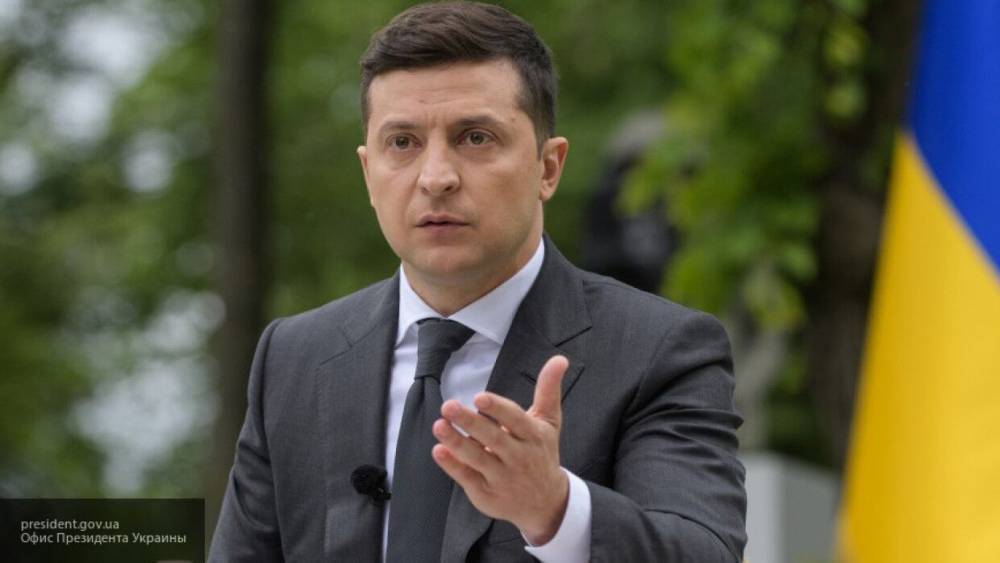 Погребинский предрек Зеленскому уголовное дело из-за нарушения Конституции Украины