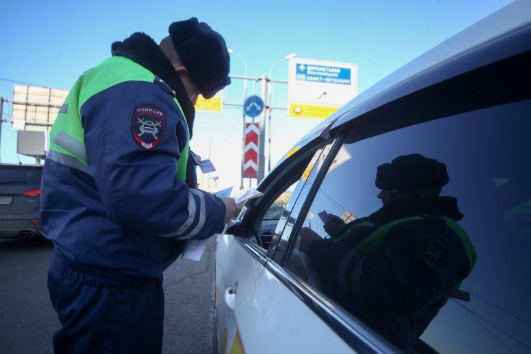 Новый высокий штраф ждет российских автомобилистов