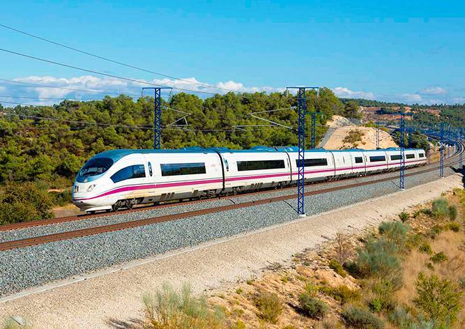 Закончилась смена: в Испании машинист бросил поезд с пассажирами на полпути