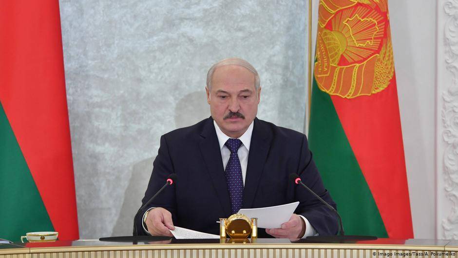 Власти Беларуси запретили СМИ проводить политические опросы