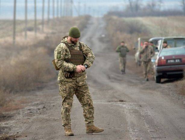 На Донбассе украинские военные устроили перестрелку с бандеровцами