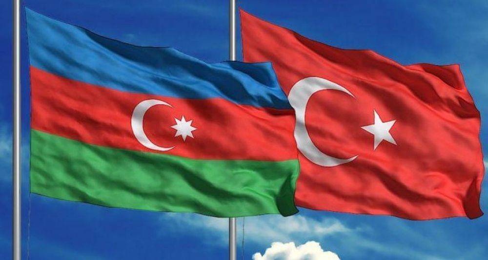 Безвиз для азербайджанцев в Турции продлен до 90 дней