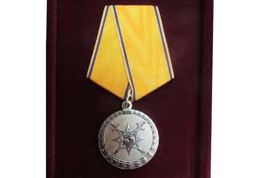 Колокольцев наградил медалью «За смелость во имя спасения» инспектора ДПС из Владивостока