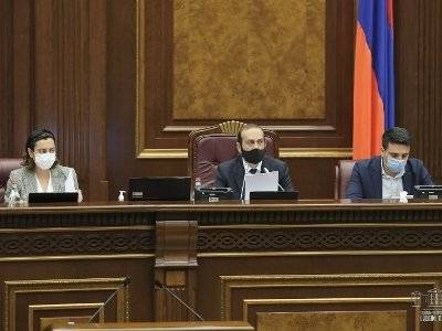 Власти Армении успешно исправили свою оплошность: Парламент одобрил поправки к закону «О КС»