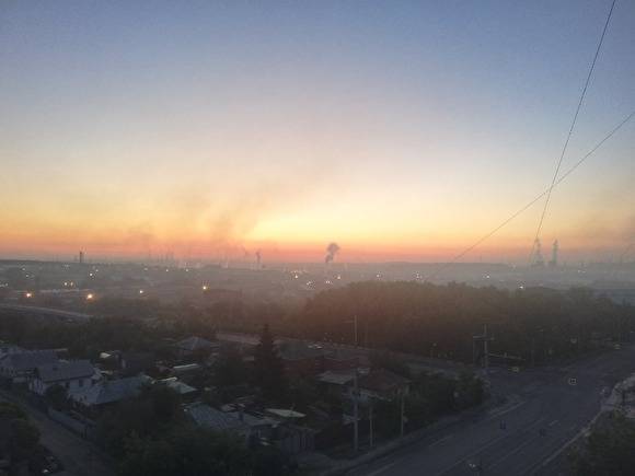Жители Челябинска массово жалуются на головные боли из-за выбросов