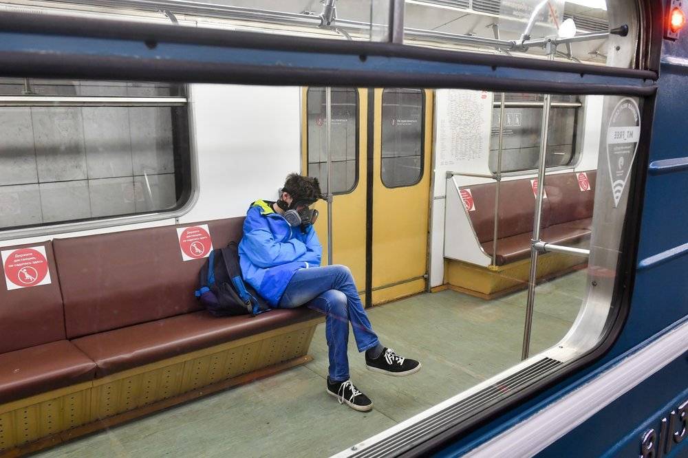 Движение поездов восстановили на Филевской линии метро Москвы